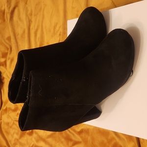Black Suede Bootie(9.5)